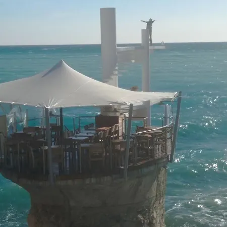 Rue Bonaparte * نيس